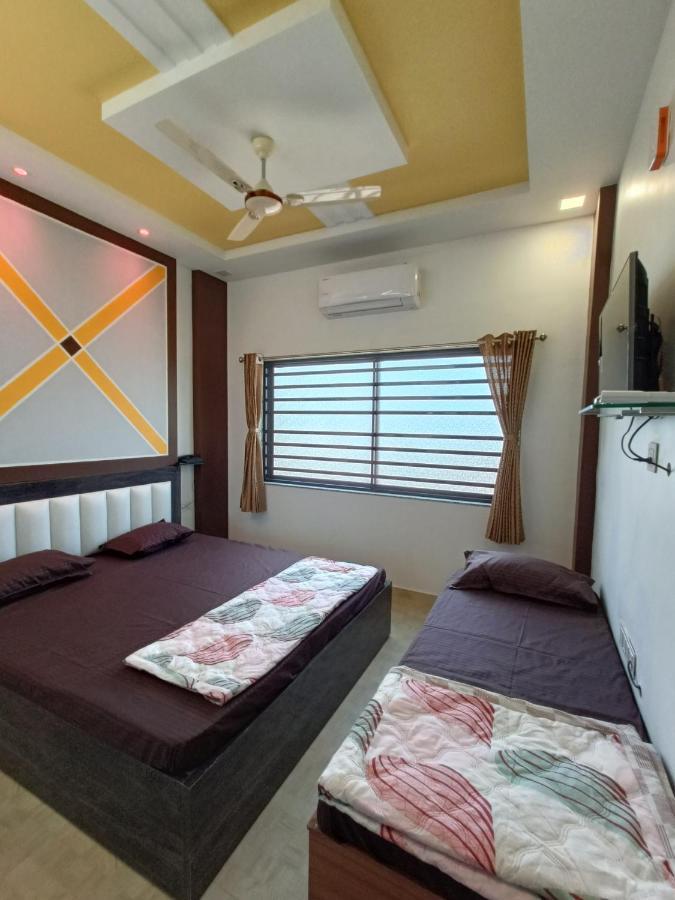 Hotel Jb Star Mandvi  Bagian luar foto