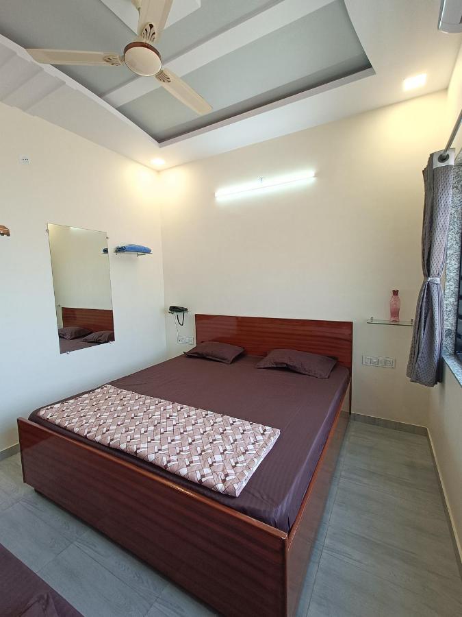 Hotel Jb Star Mandvi  Bagian luar foto