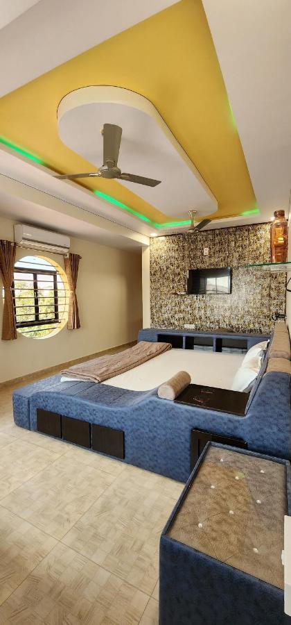Hotel Jb Star Mandvi  Bagian luar foto
